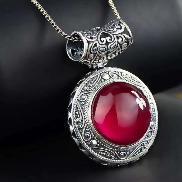 Vintage Sterling Silver Pendant with Natural Red Corundum - (S925 - Sterling Silver)